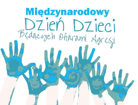 Kolorowe ręce na międzynarodowy dzień dzieci będących ofiarami agresji